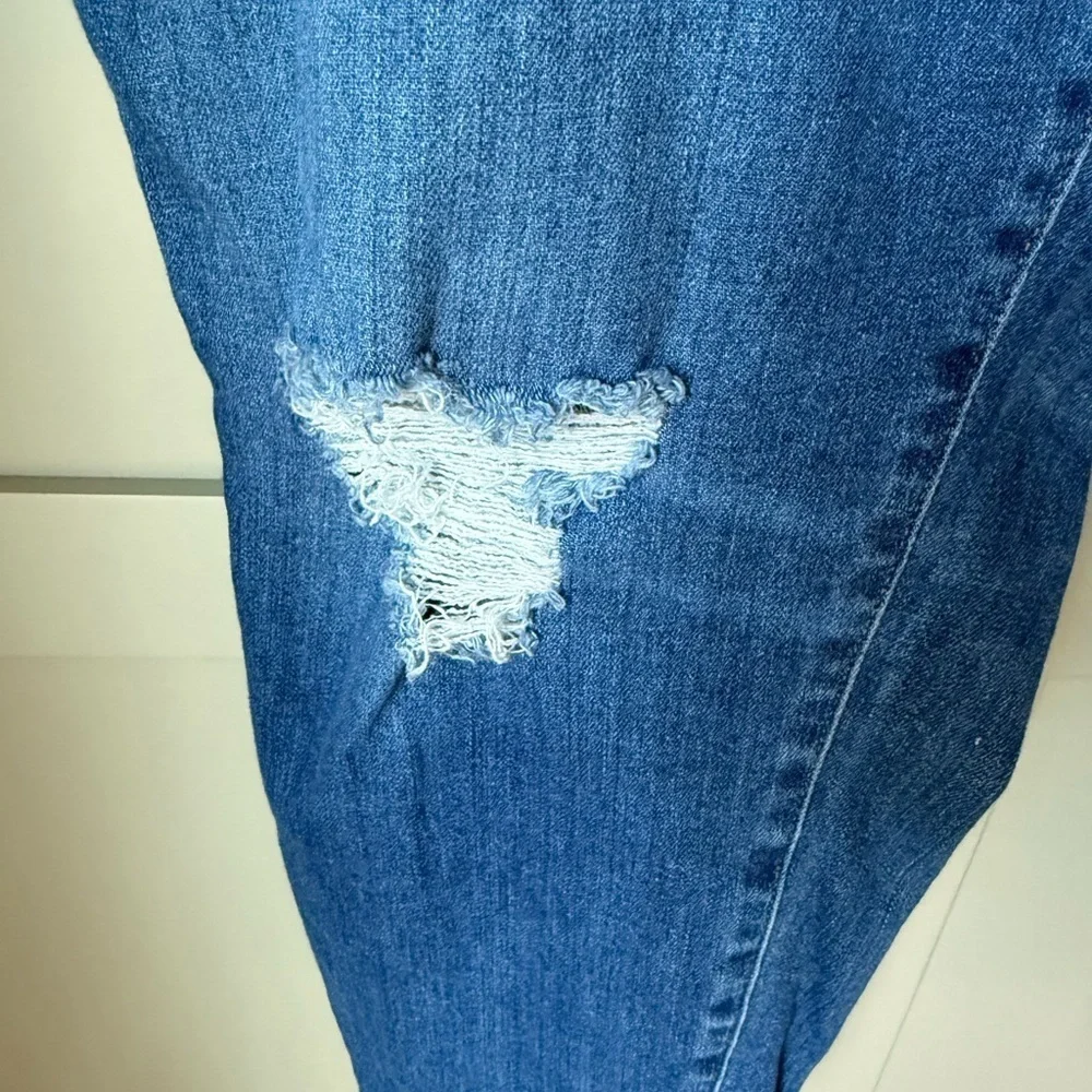 EUC Madewell Curvy High-Rise Distressed Skinny Crop Jeans SZ 34P (14-16)